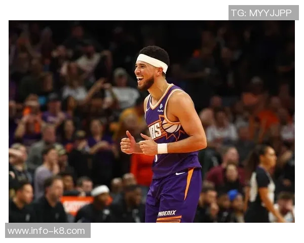 布克热身后将决定是否在麦迪逊广场花园出战比赛 布克热身后将决定是否在麦迪逊广场花园出战比赛