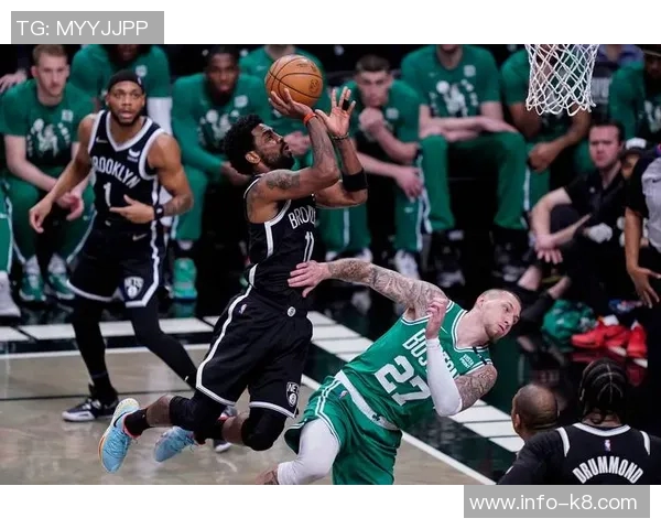 布朗与凯尔特人携手逆袭低估者展现攻防一体的实力